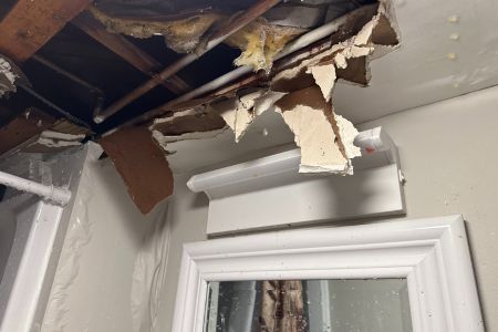 The Freeze: Tips For Managing with Burst Pipes and In-Home Flooding